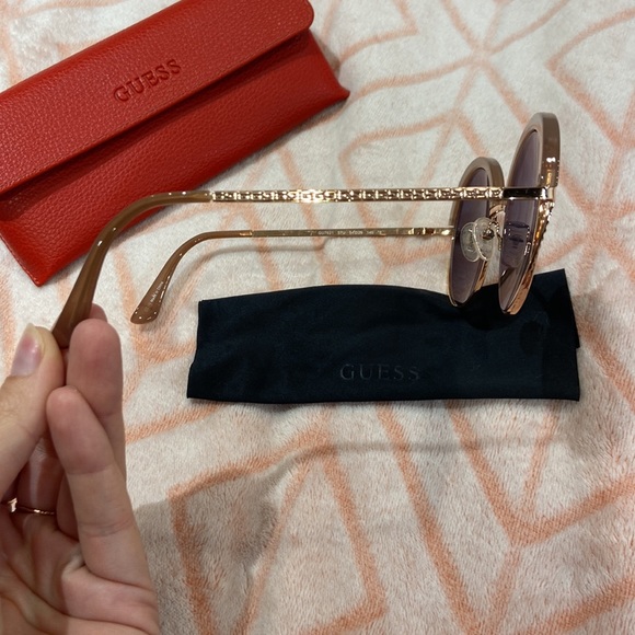 GUESS SUNGLASSES - Picture 4 of 8